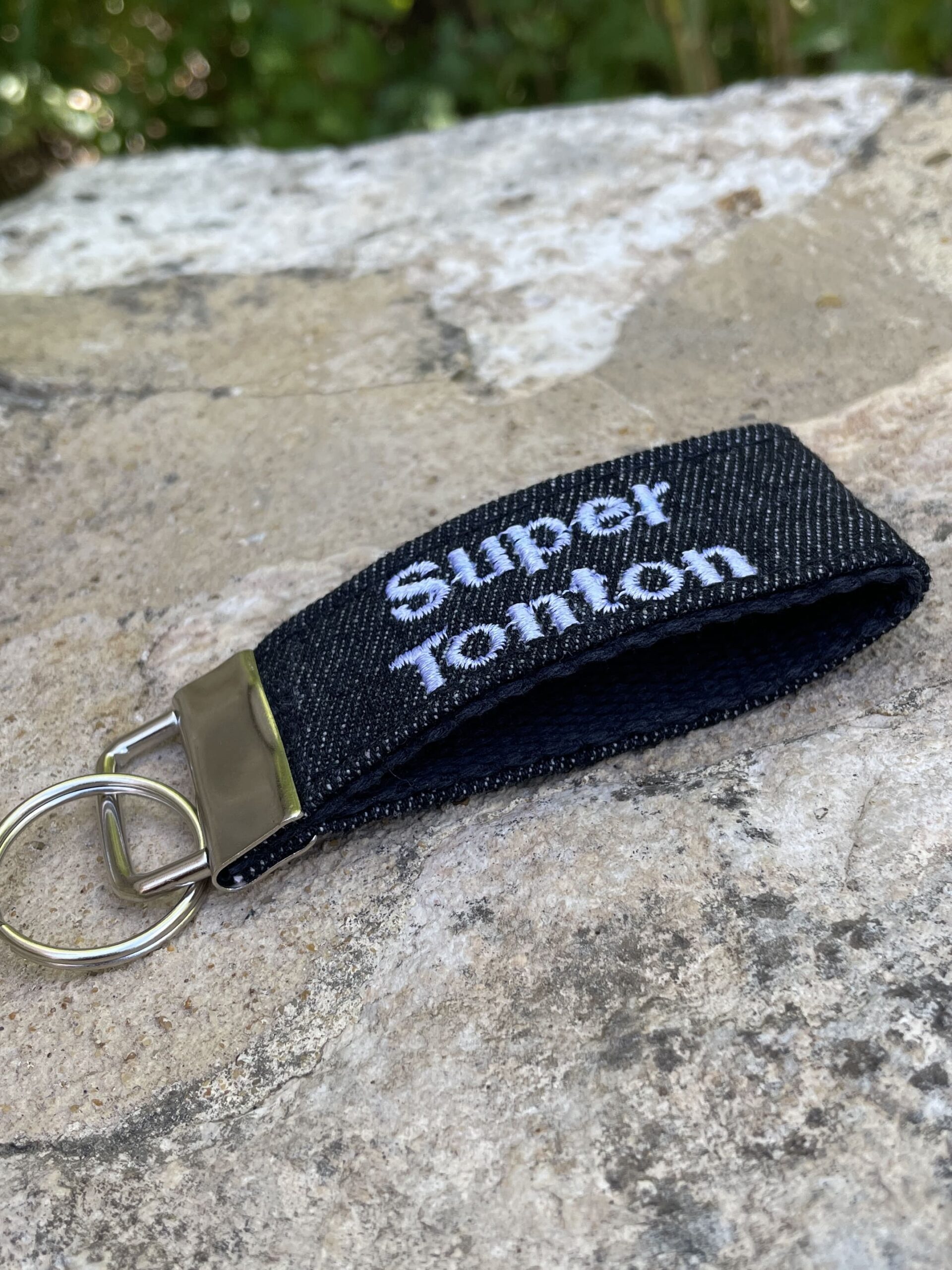 Porte-clés brodé - Pour homme – Image 2