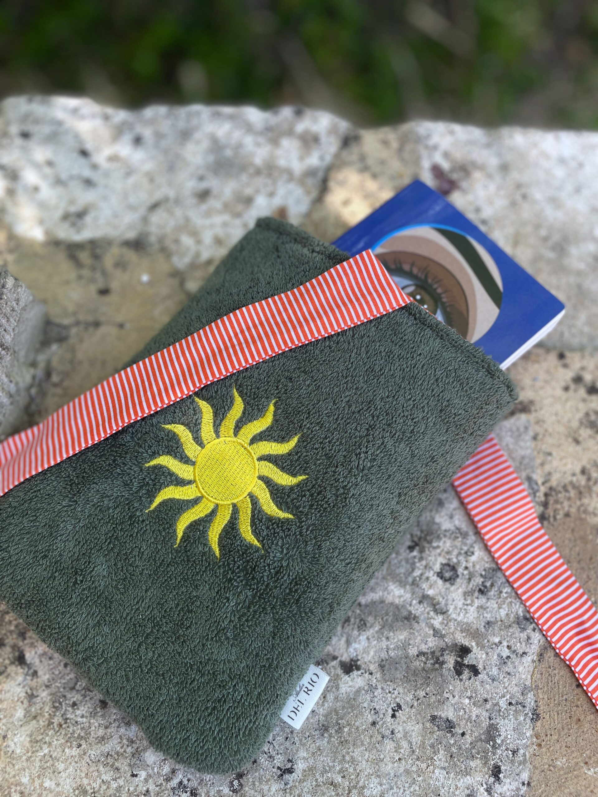 Pochette pour livre - Eponge vert kaki – Image 2