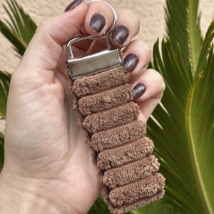 Porte-clés - Velours côtelé marron (Côtes XL)